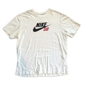 Nike SB skateboarding t-shirt